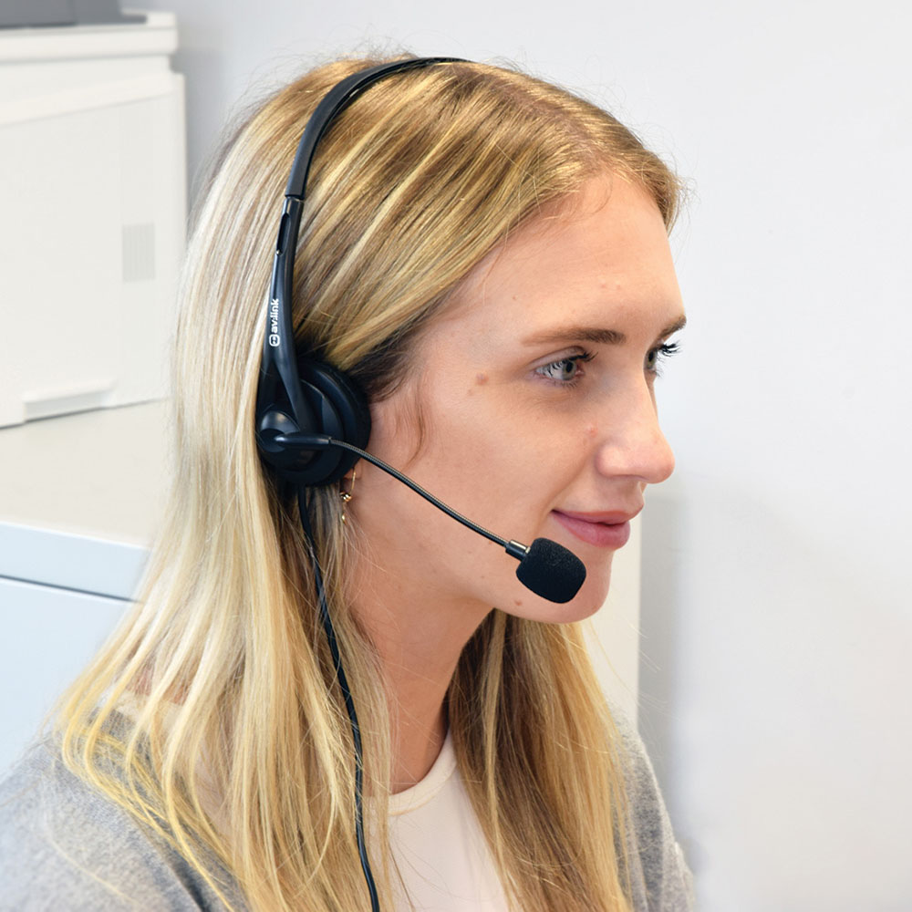 av:link USB Multimedia Headset with Boom Microphone - Image 4